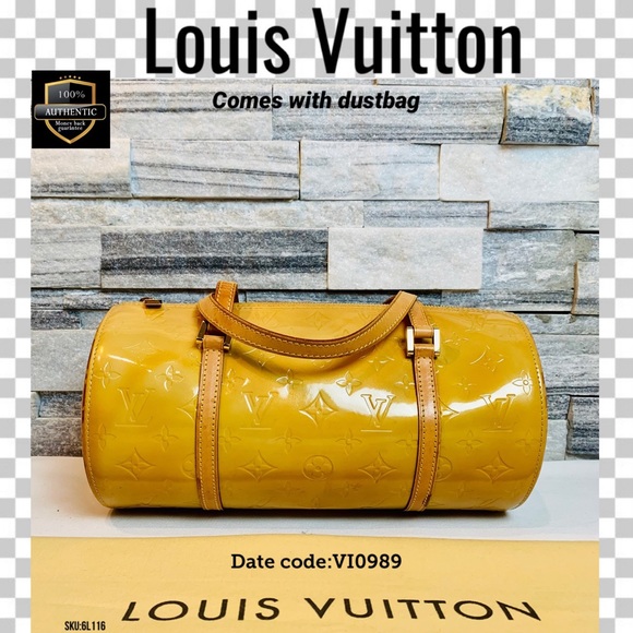 Louis Vuitton Handbags - Louis Vuitton Shoulder bag Bedford vernis yellow